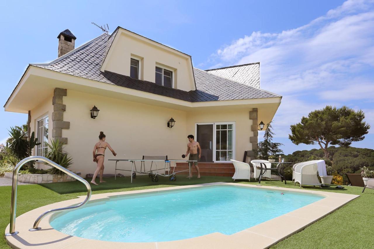 Homestay Villa Estrella - Costa Brava Калея Екстериор снимка