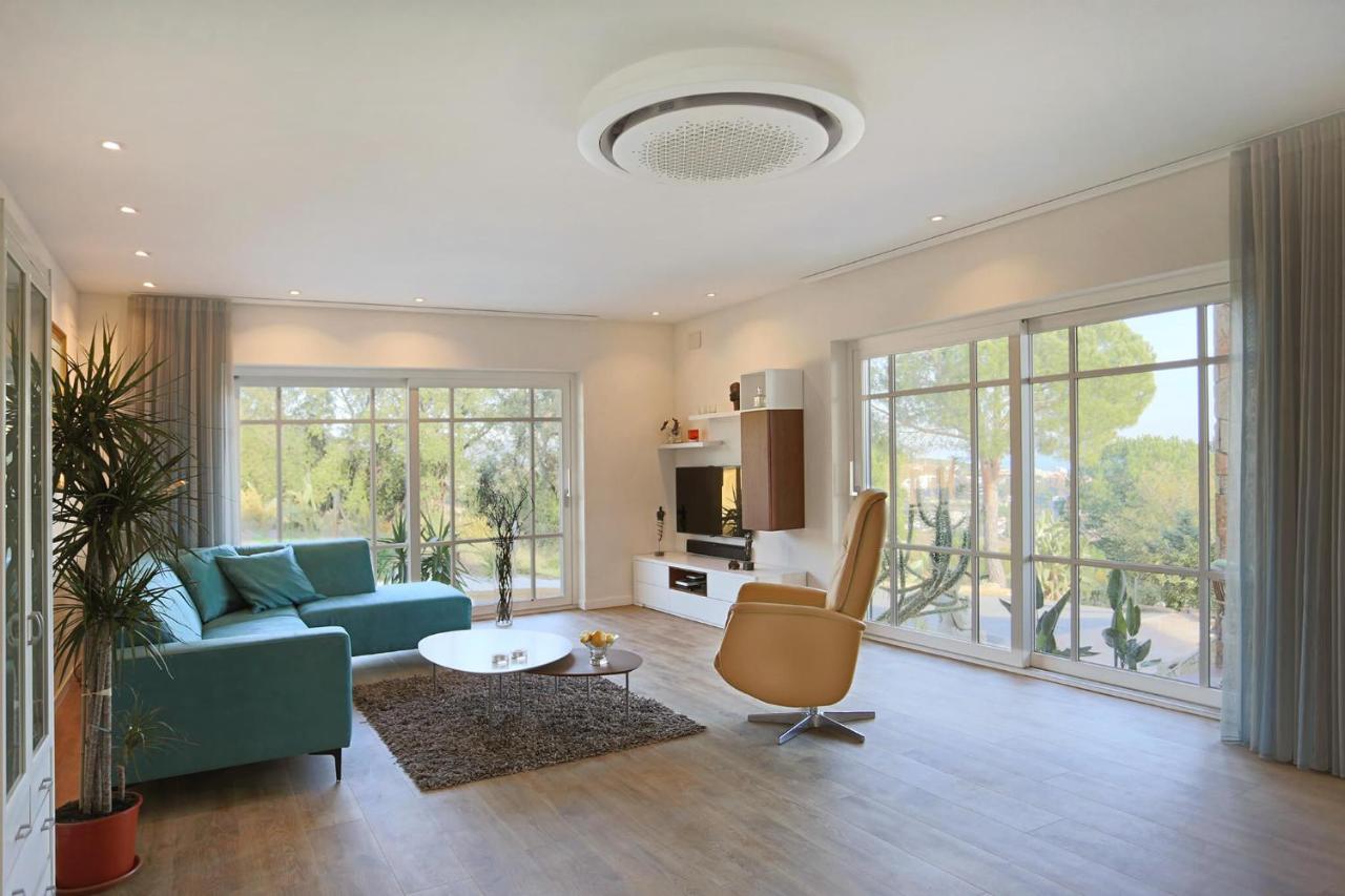Homestay Villa Estrella - Costa Brava Калея Екстериор снимка