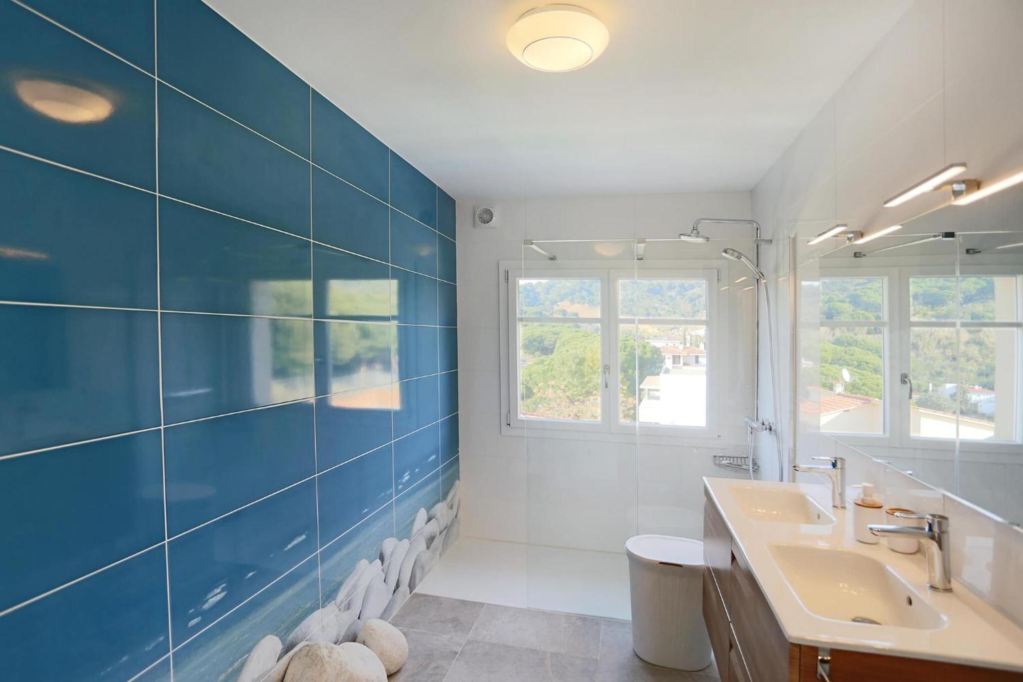 Homestay Villa Estrella - Costa Brava Калея Стая снимка